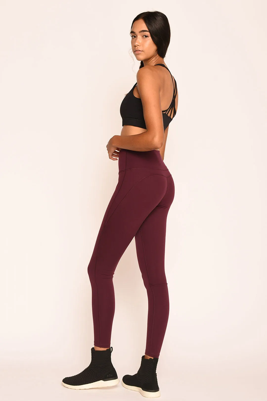Light-Support Square Neck Strappy Sports Bra
